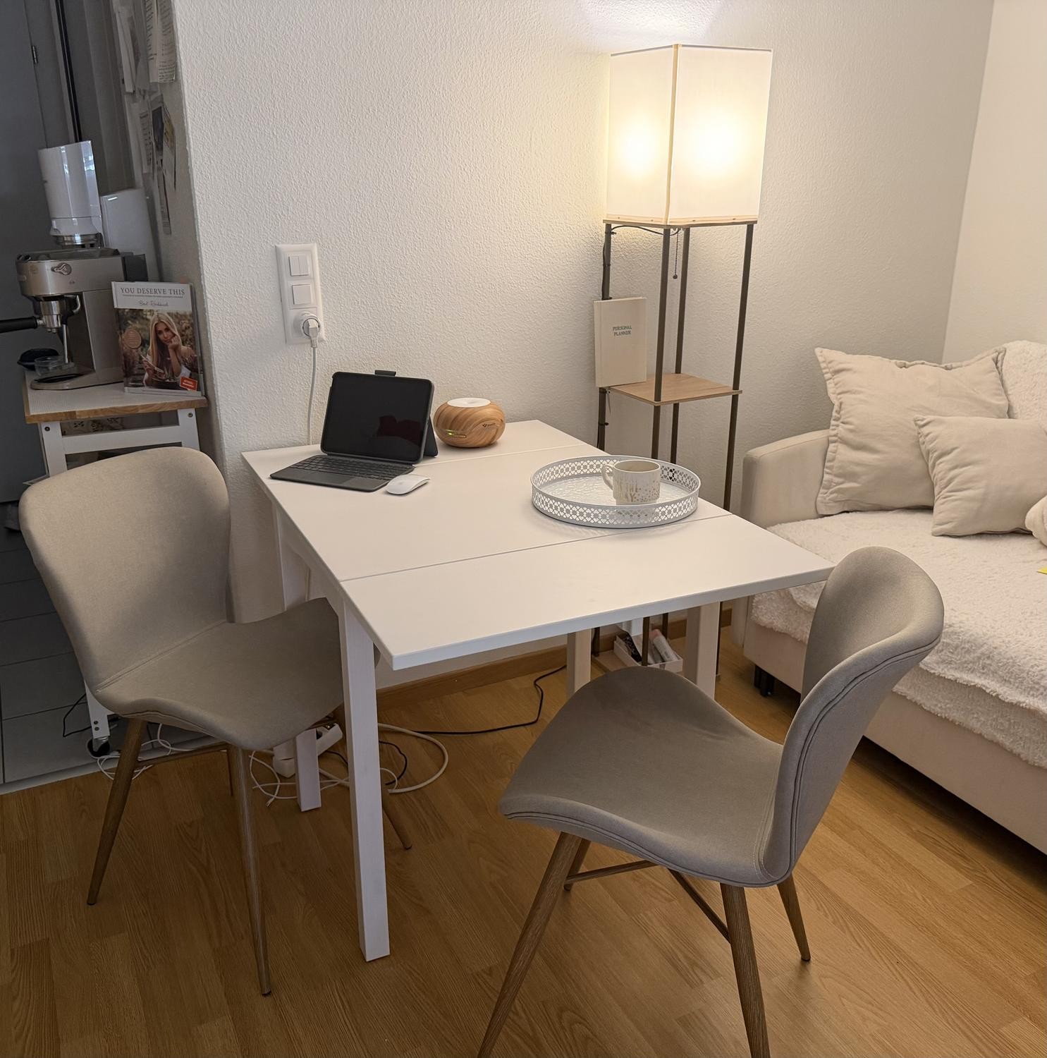 1 room apartment, photo 1 of 6