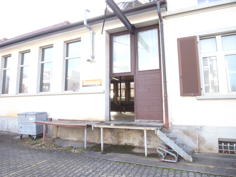 228m² commerciale
