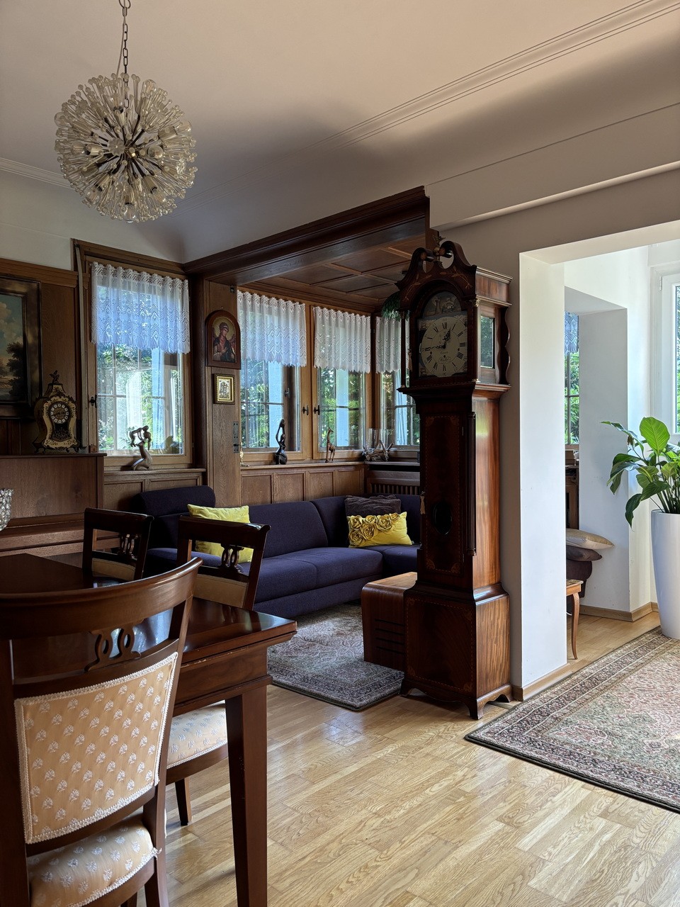 4 rooms apartment, photo 2 of 6