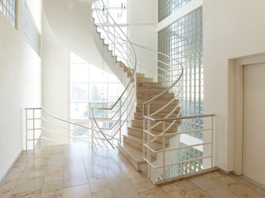 123m² commercial, photo 3 of 7