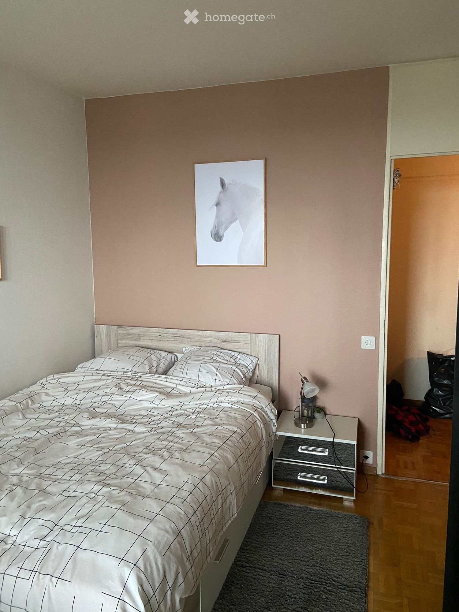 1 room single room, photo 1 of 3