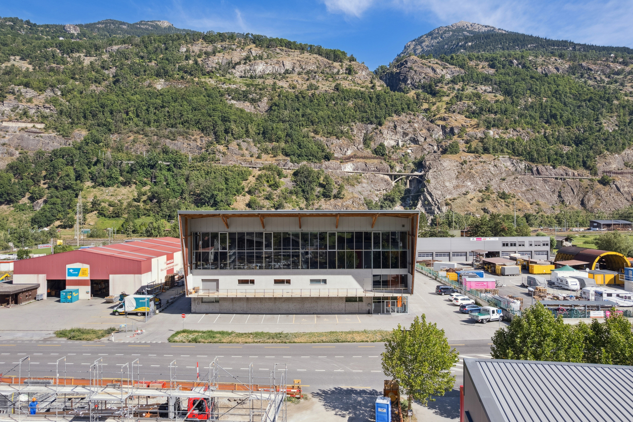 250m² deposito