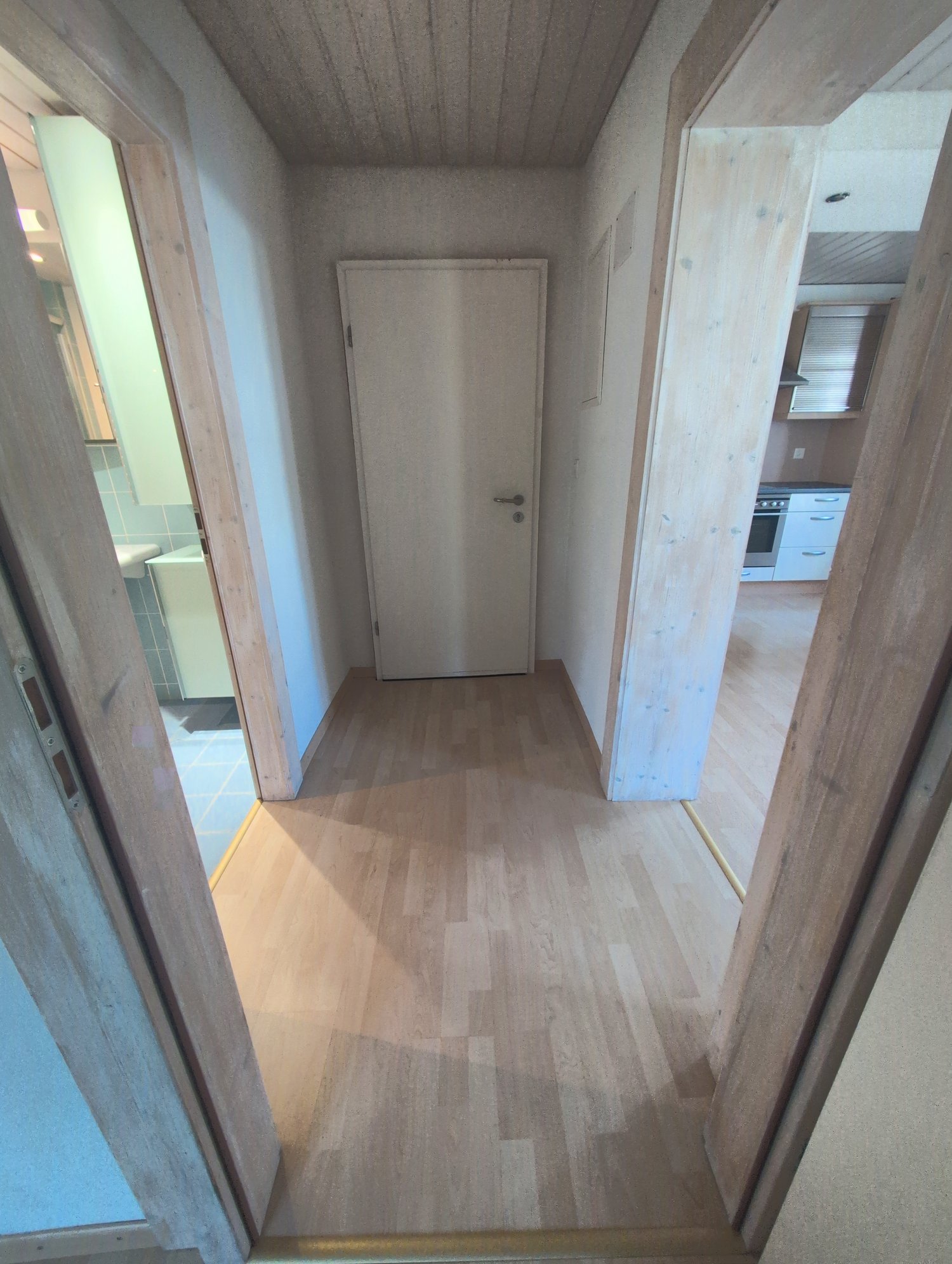 2 rooms apartment, photo 2 of 10