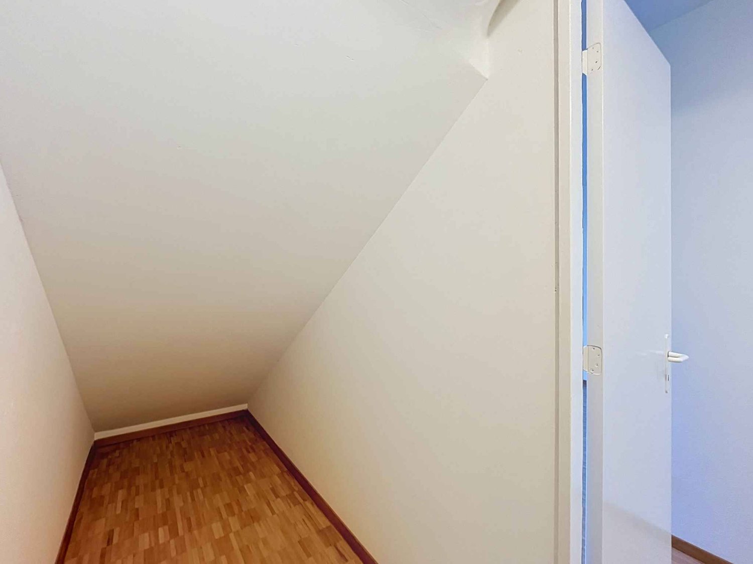 4 rooms apartment, photo 7 of 10