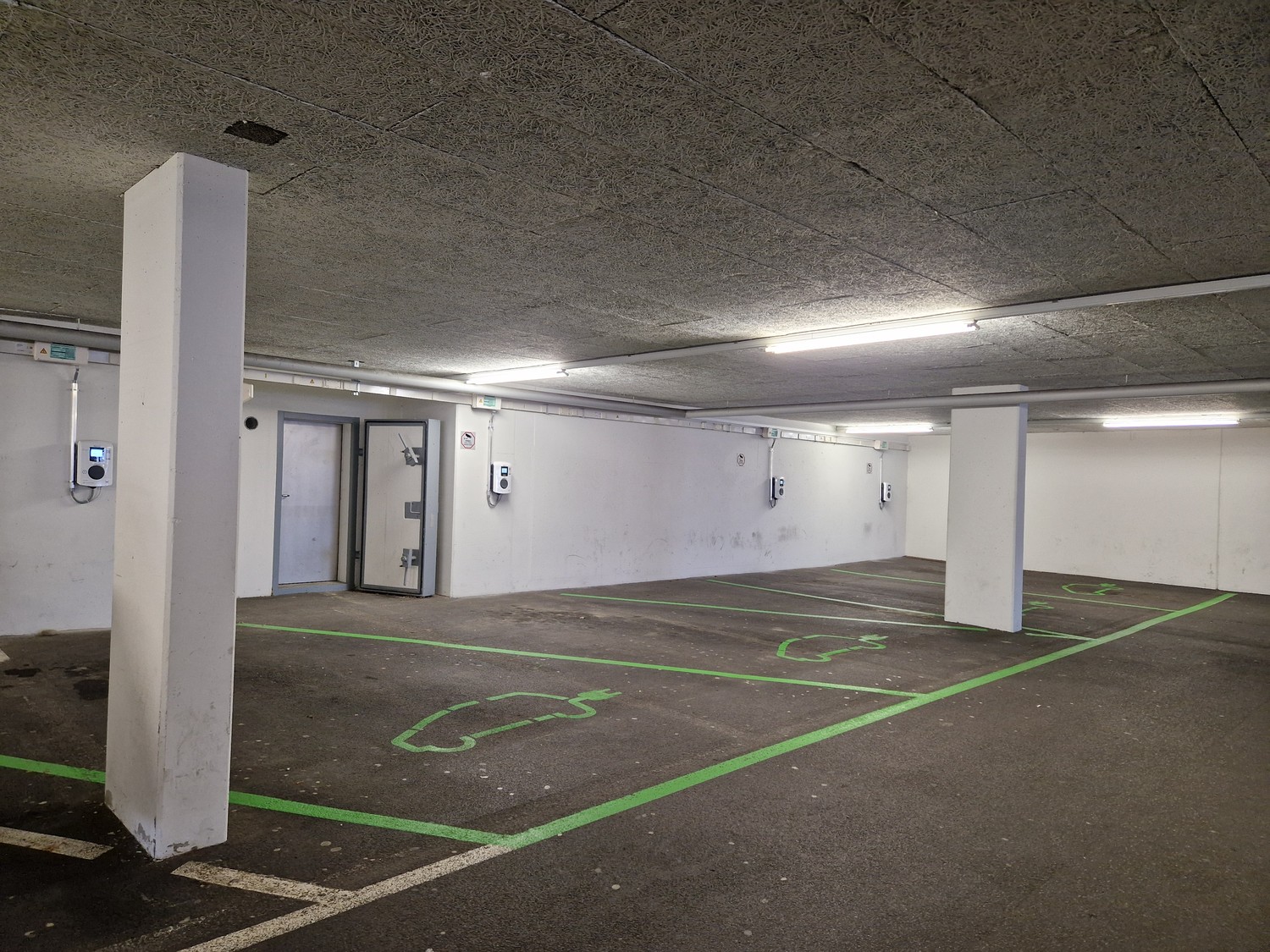 2486m² commercial, photo 10 of 10