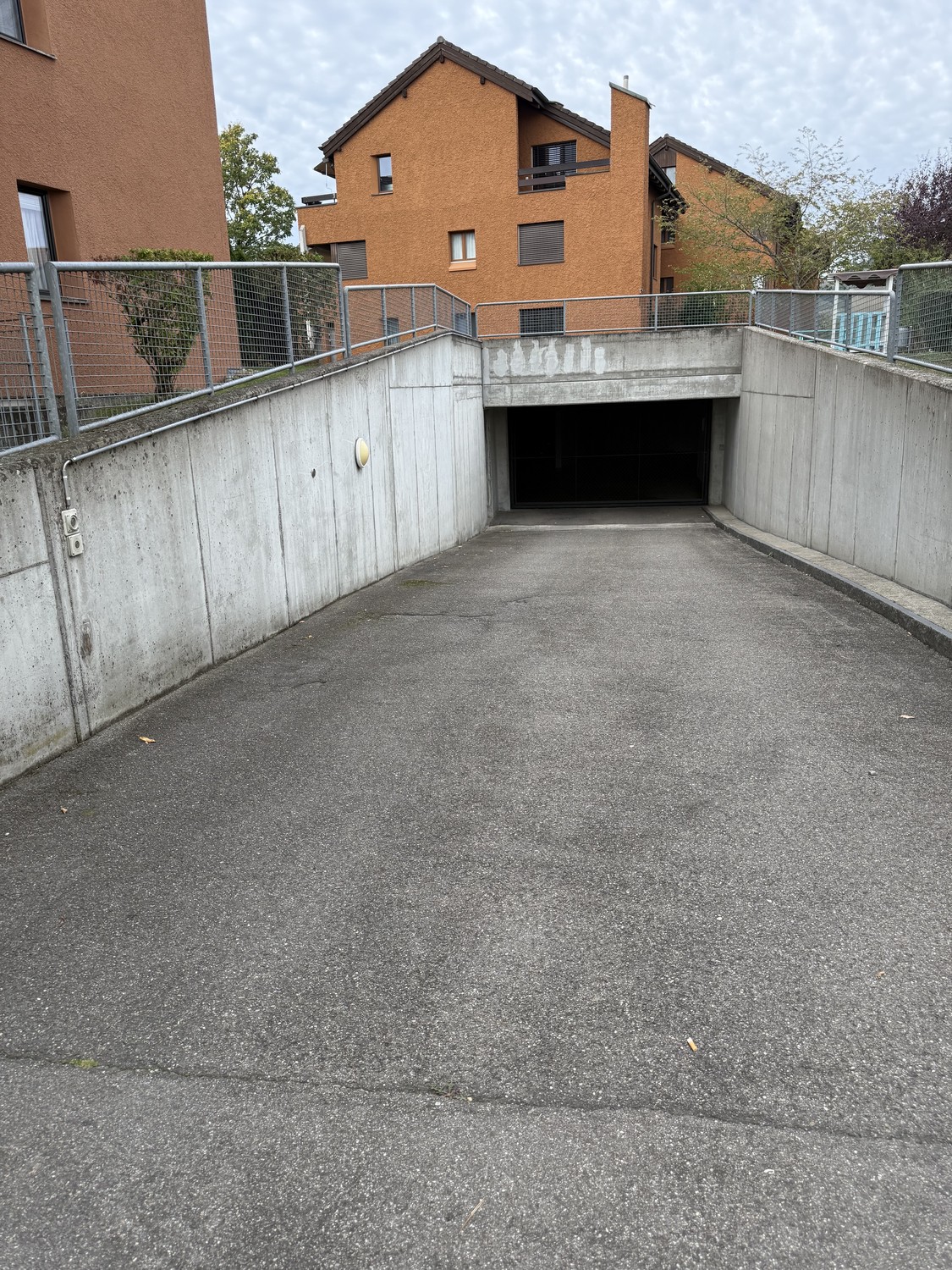 Underground slot, photo 3 of 3