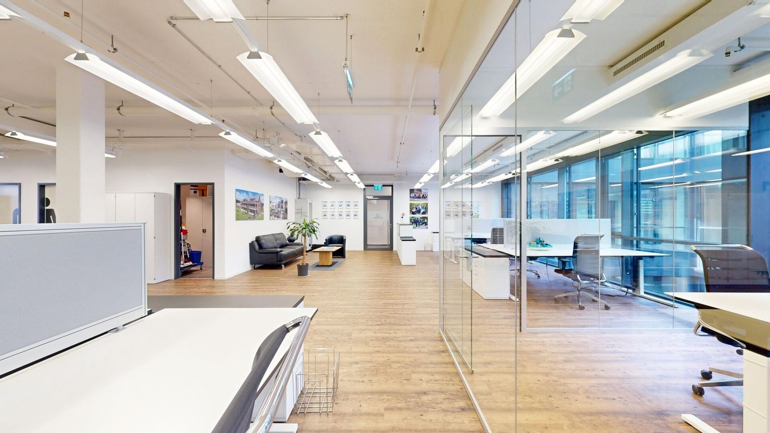 242m² commerciale