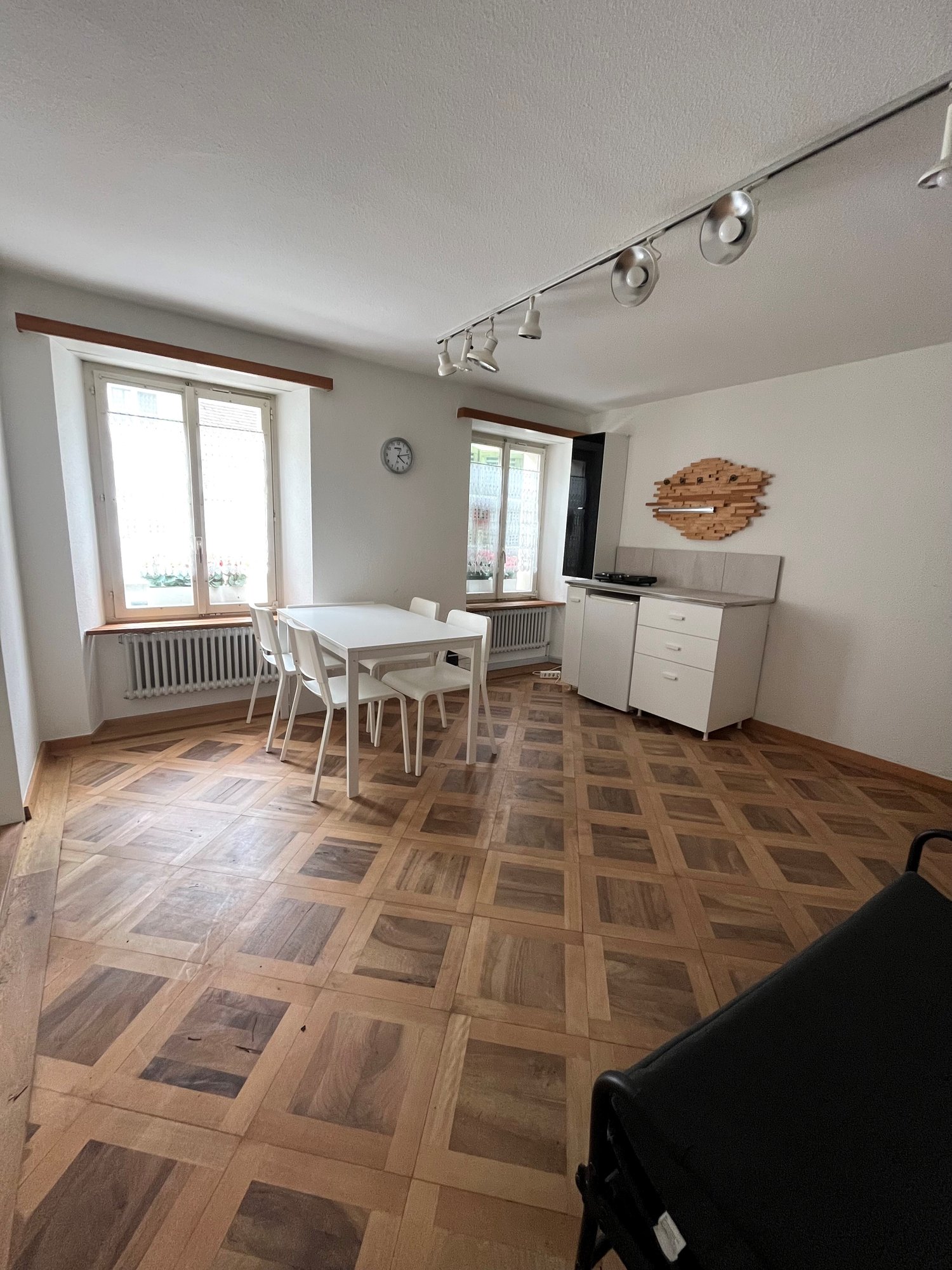 2 rooms furnished flat