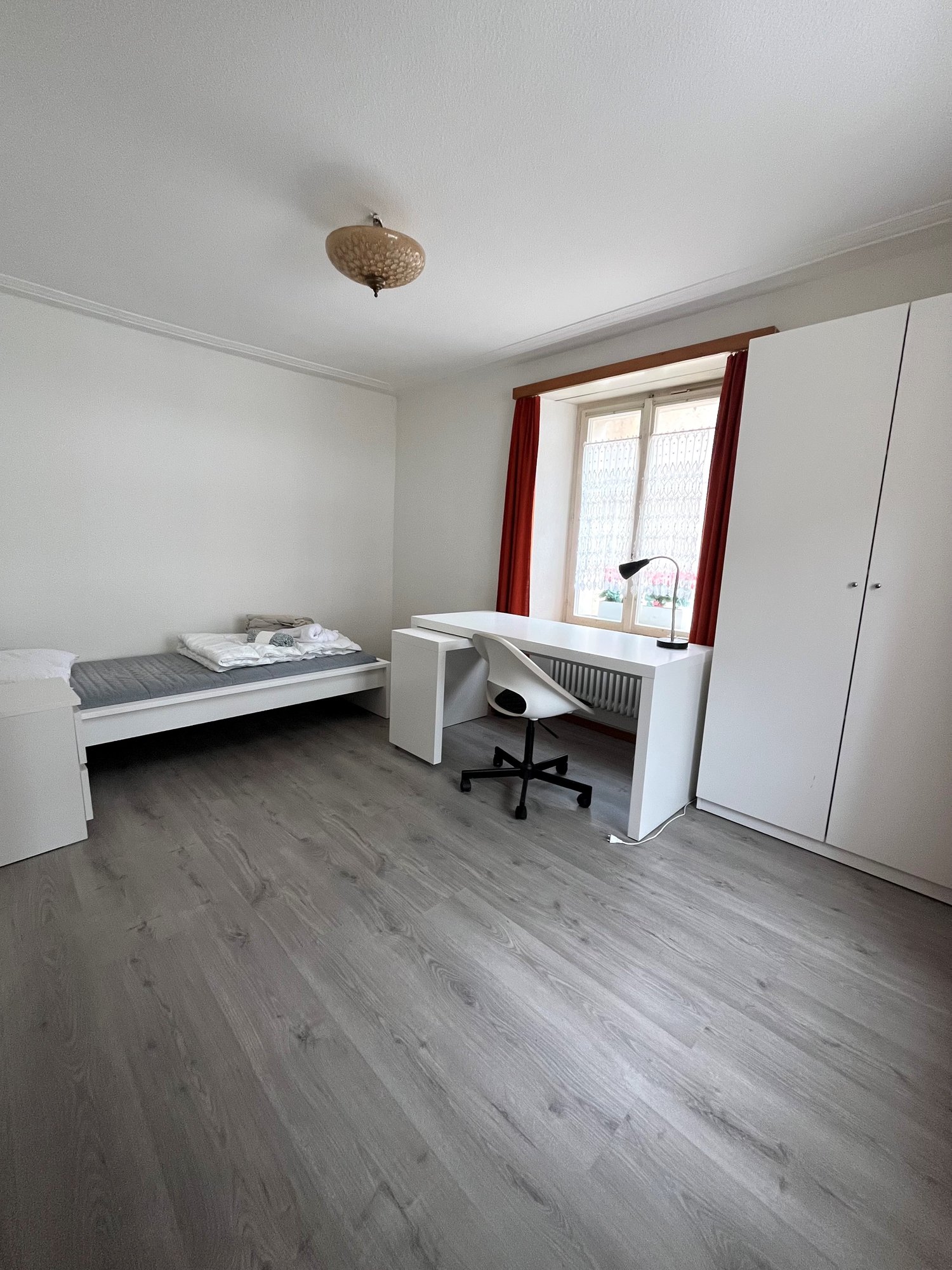 2 rooms furnished flat