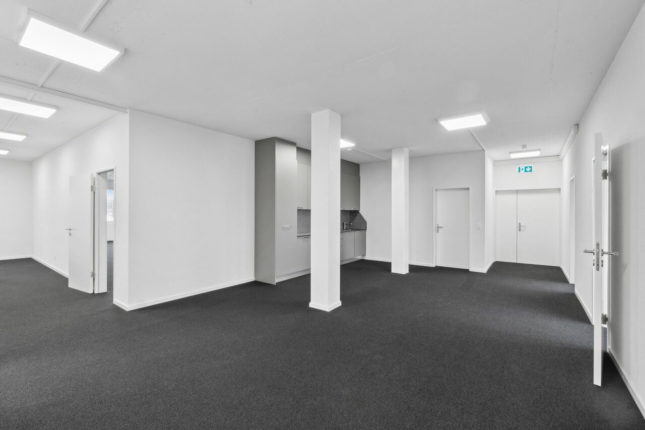 53m² office, photo 3 of 7