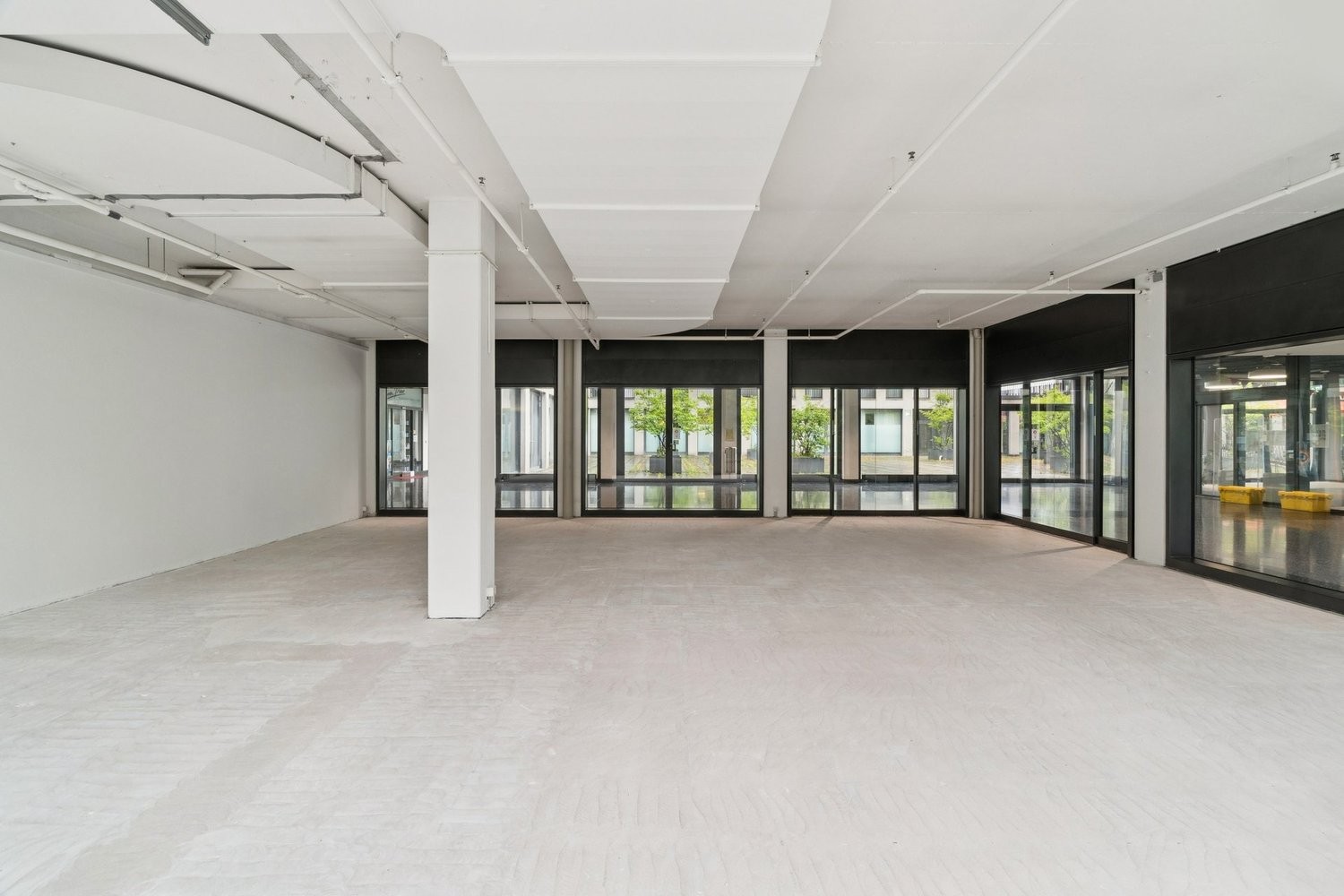 negozio di 107m², foto 9 di 10