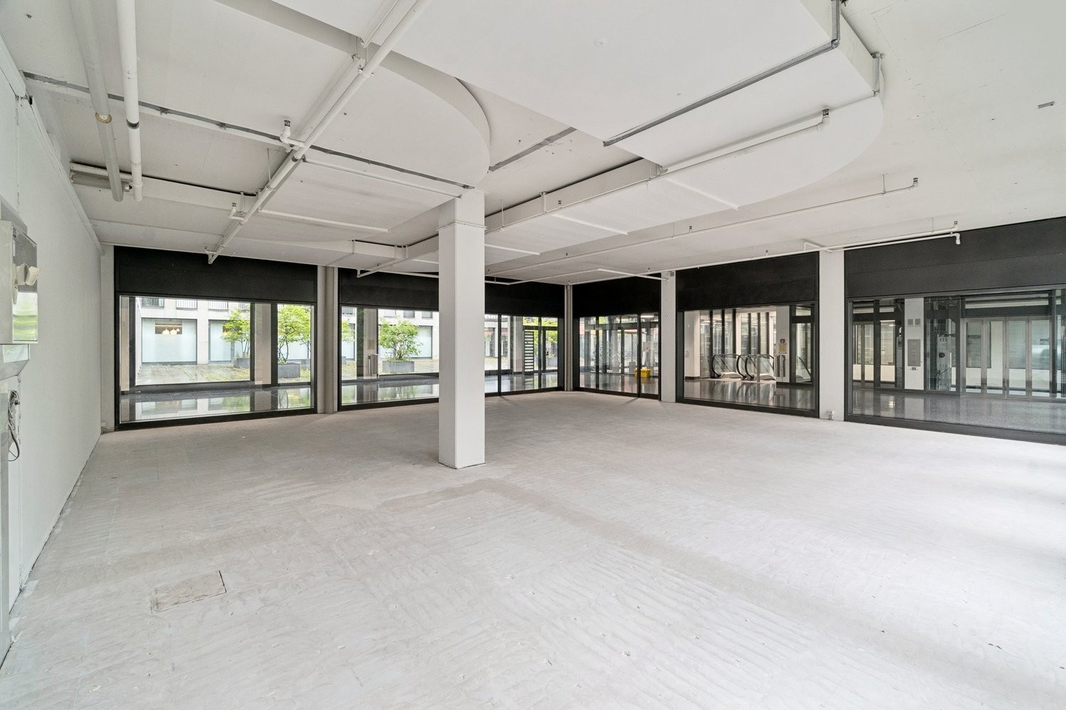 negozio di 107m², foto 10 di 10