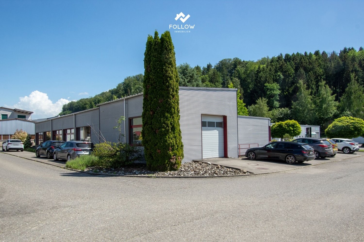 430m² commercial, photo 1 of 10