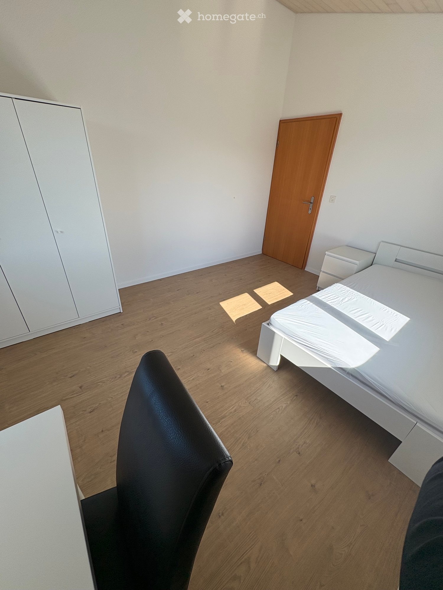 1 room single room, photo 2 of 5