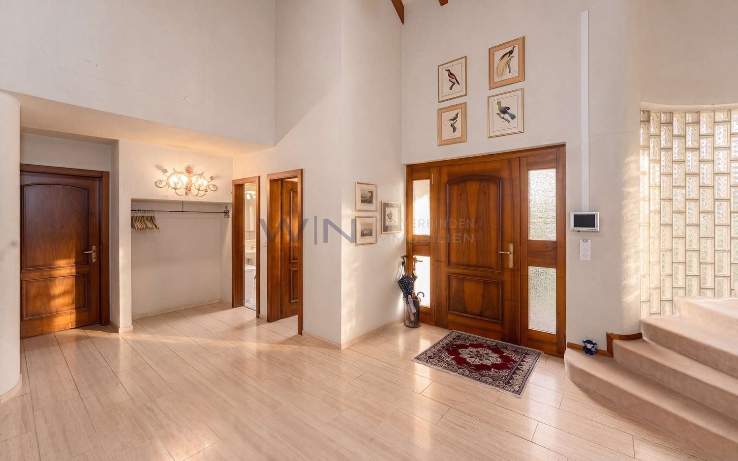 9 rooms single house
