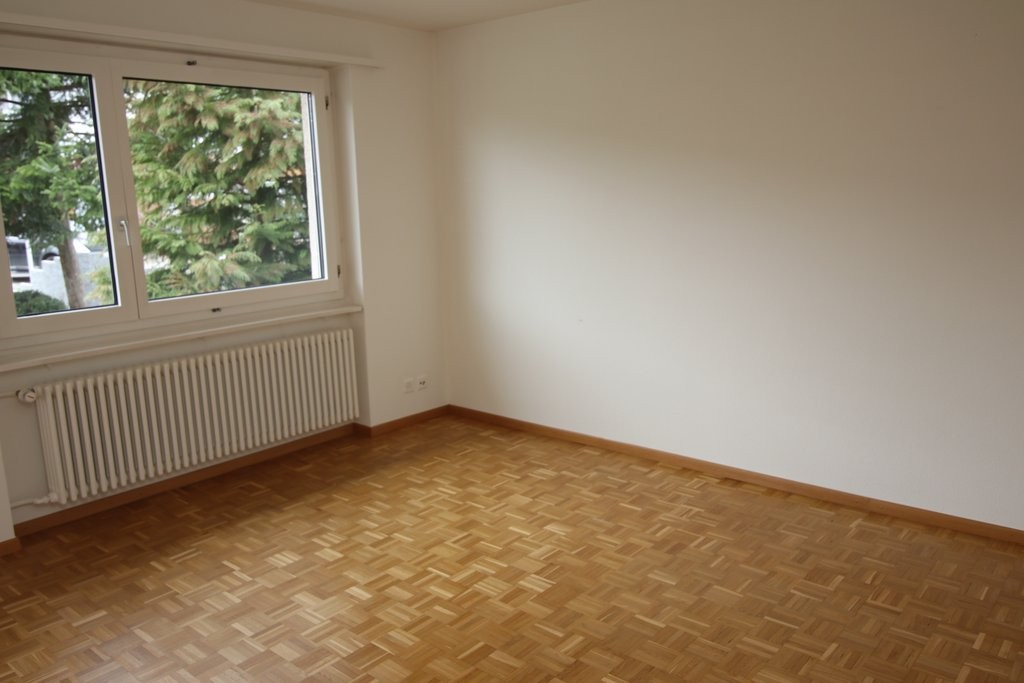 5 rooms apartment