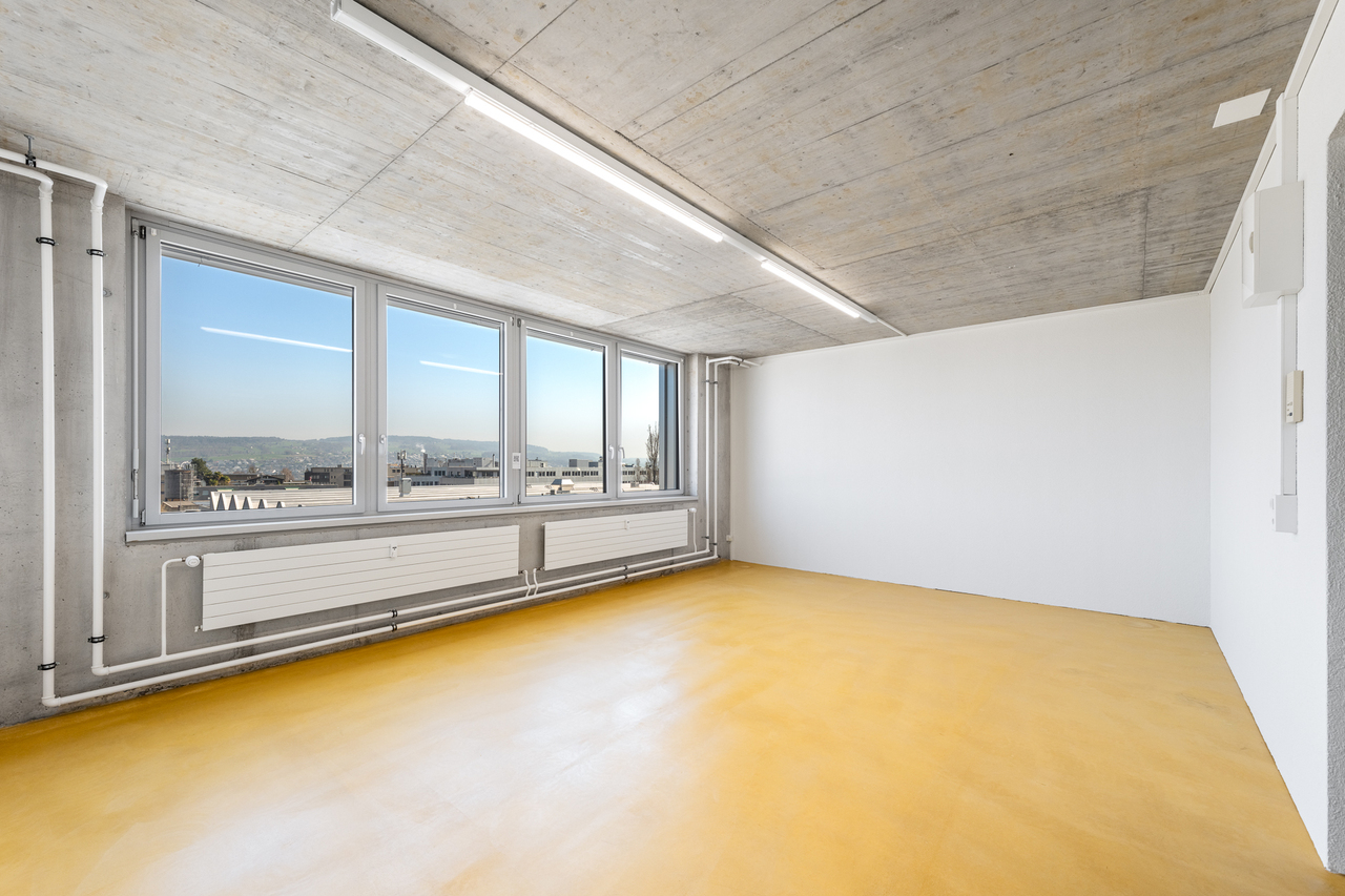 28m² commercial