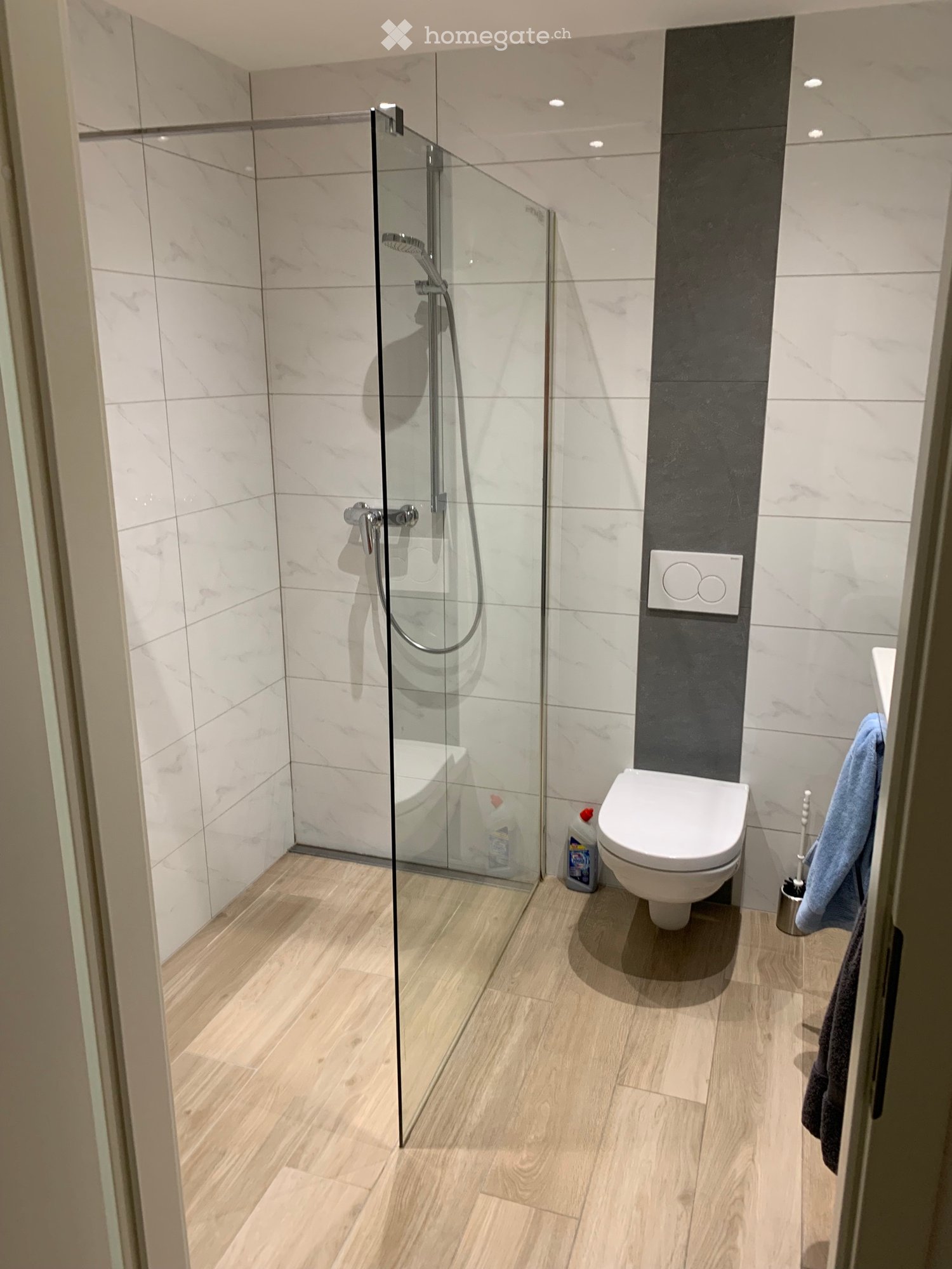 1 room single room