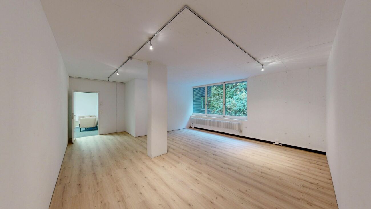 37m² commercial, photo 1 of 10