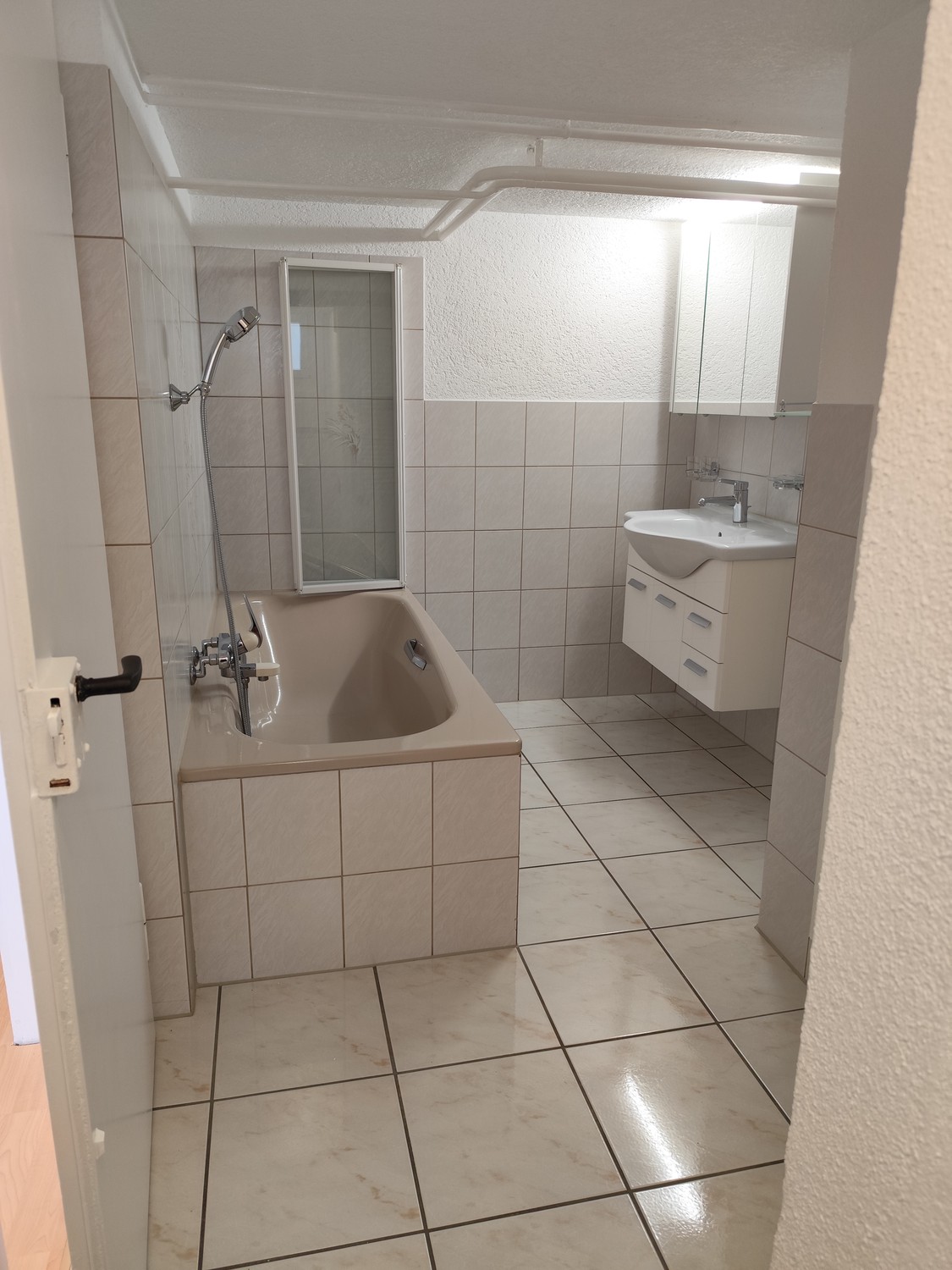 5 rooms apartment, photo 7 of 10