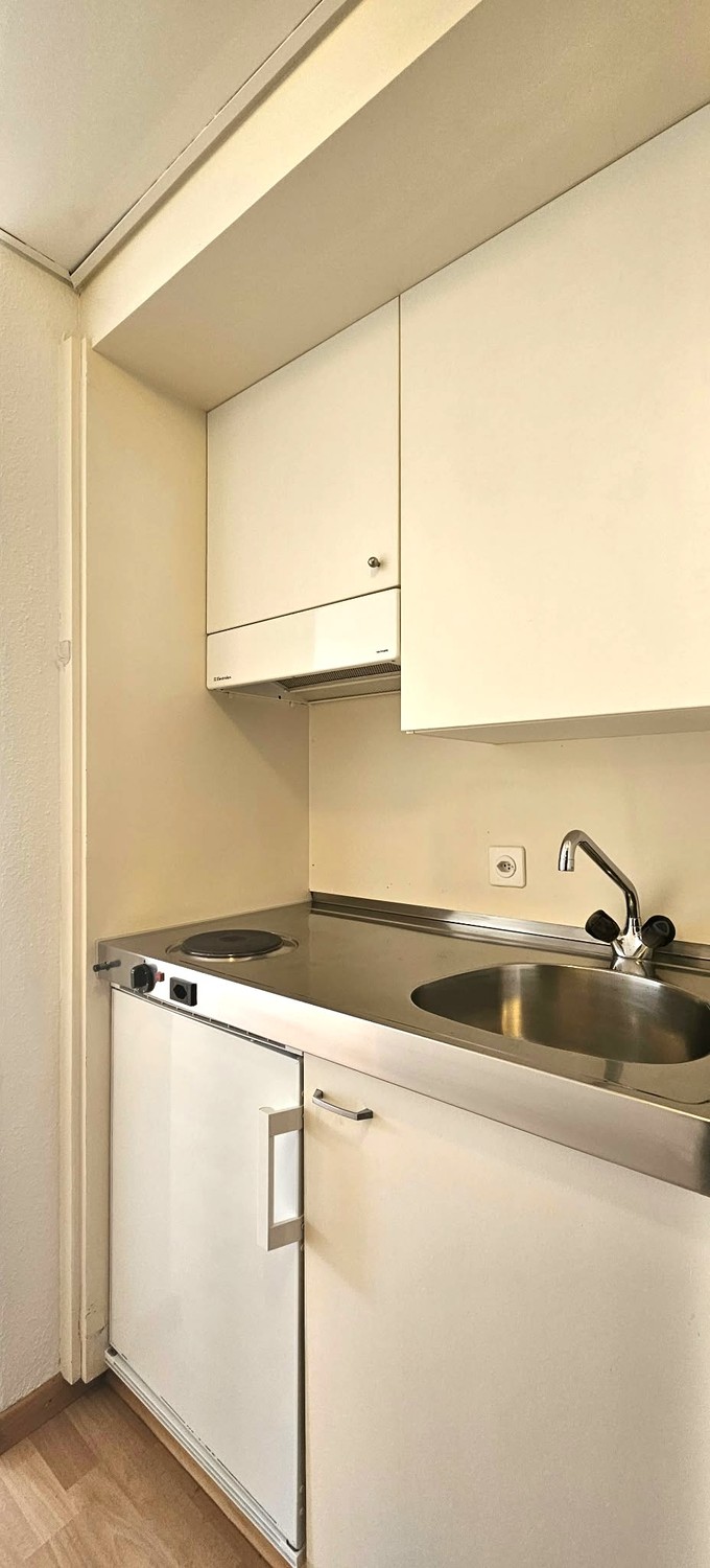 1 room apartment, photo 3 of 9