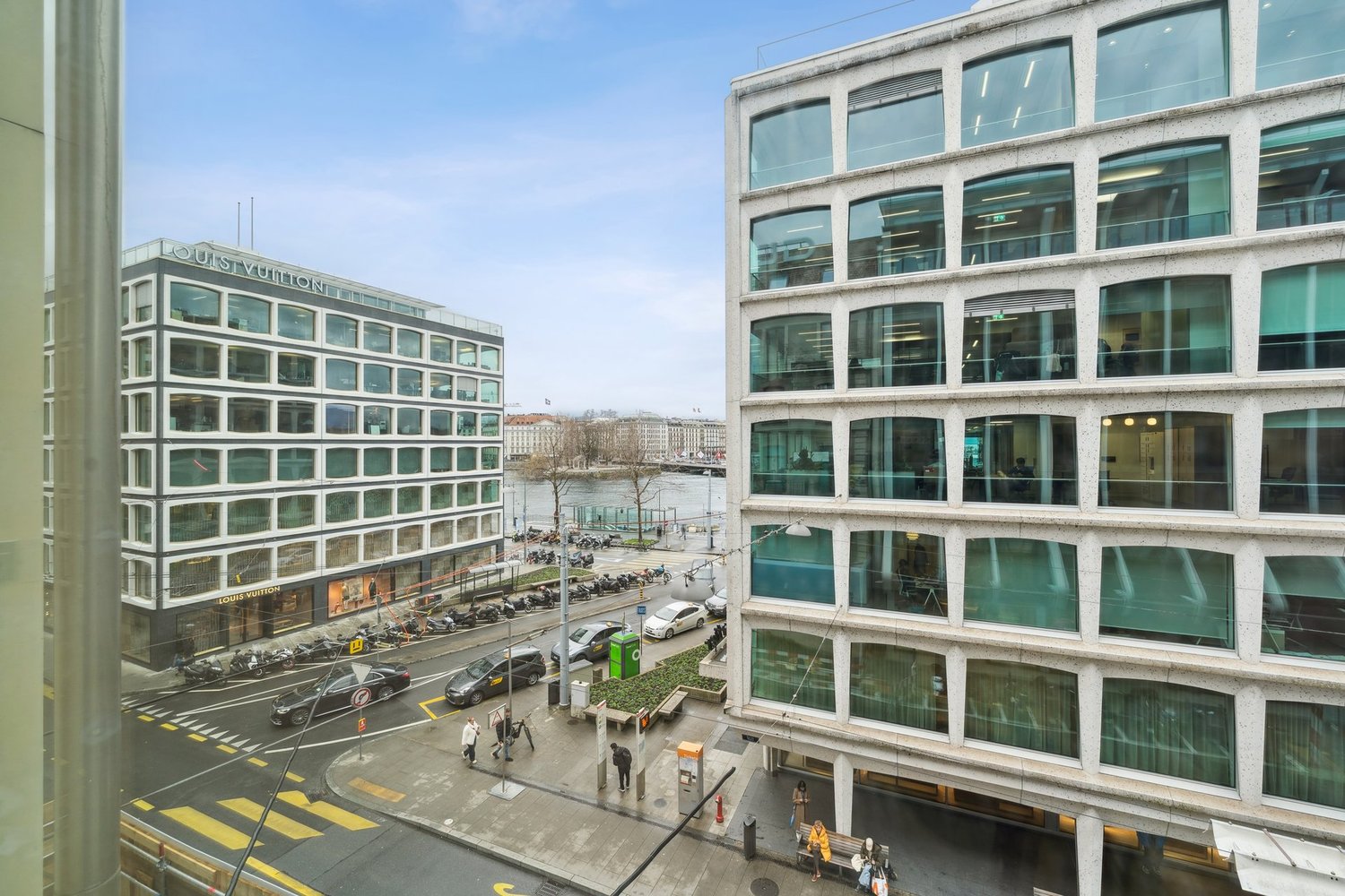 452m² office, photo 7 of 10