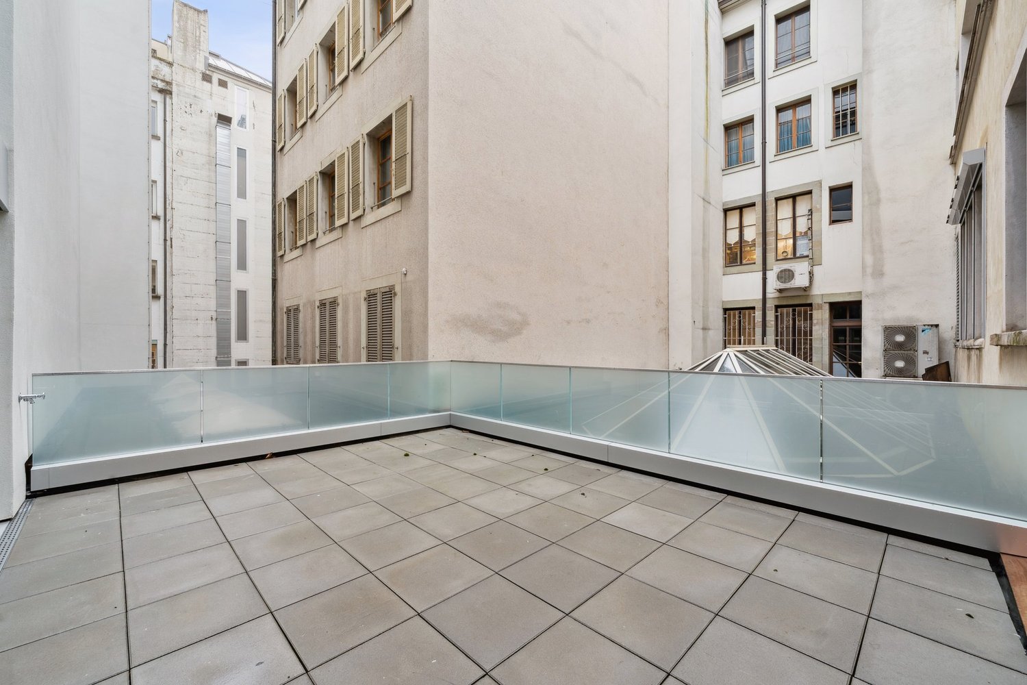 452m² office, photo 8 of 10
