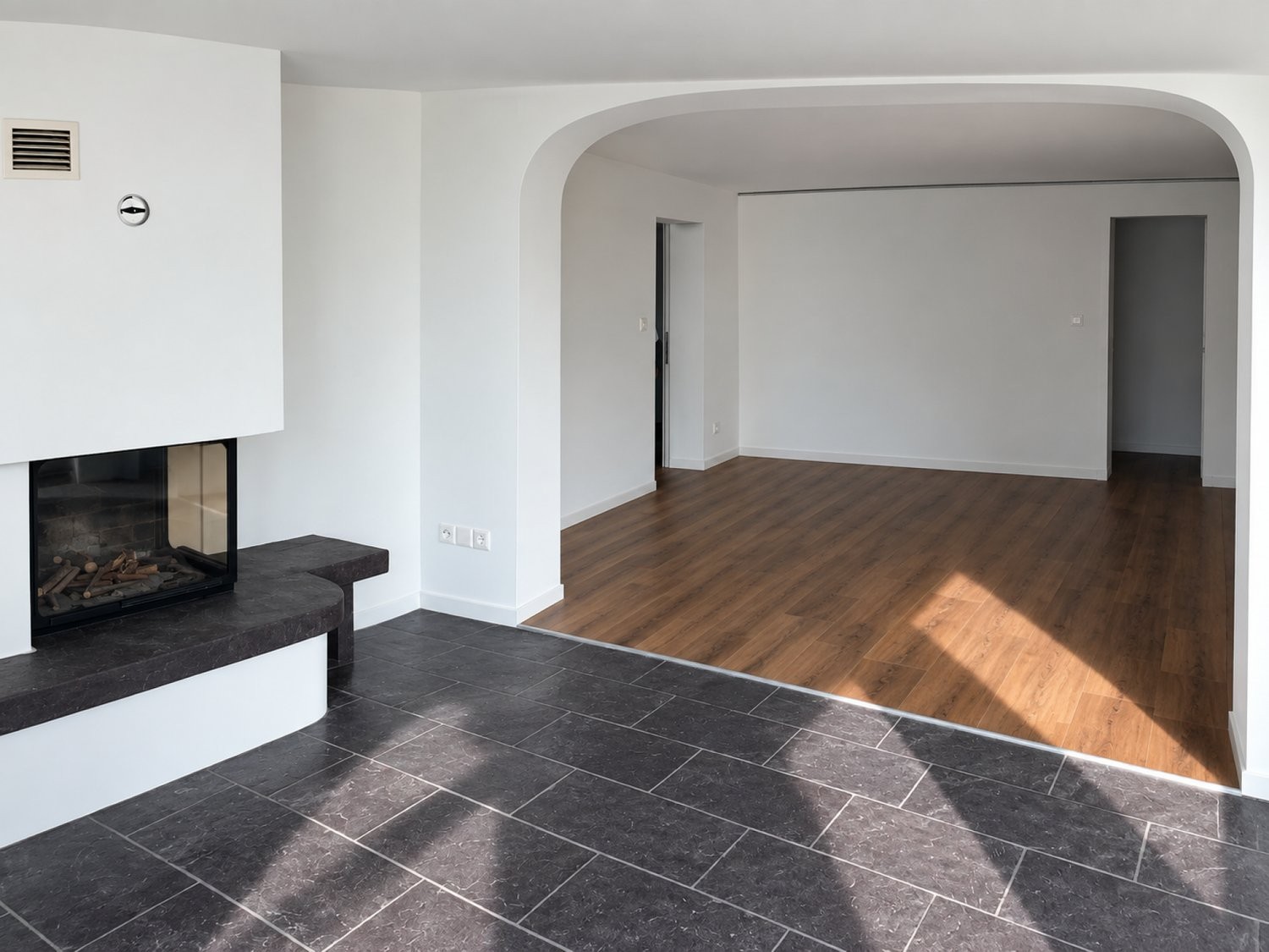 4 rooms apartment, photo 2 of 8