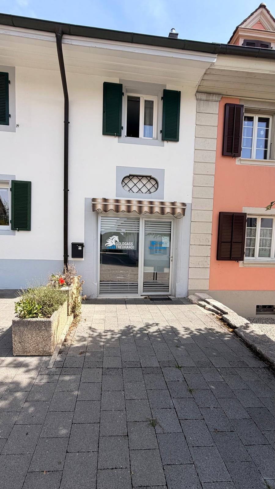 18m² atelier, photo 1 of 2