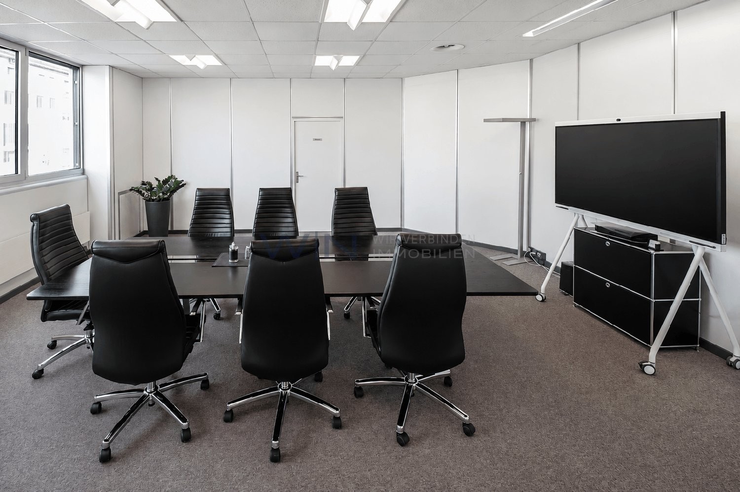 81m² office, photo 2 of 10