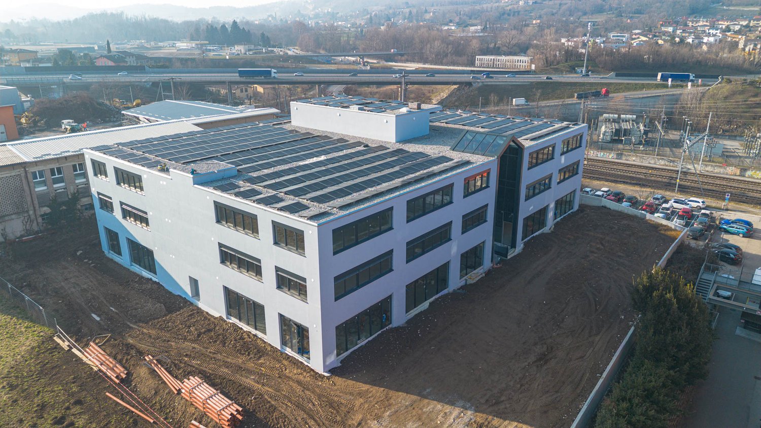 5000m² industrial object, photo 2 of 8