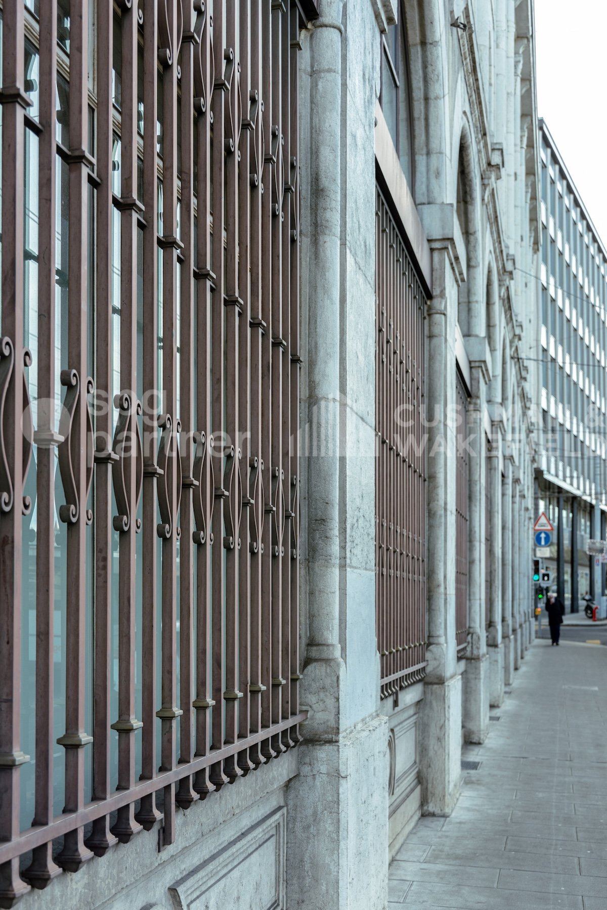 2360m² office, photo 6 of 10