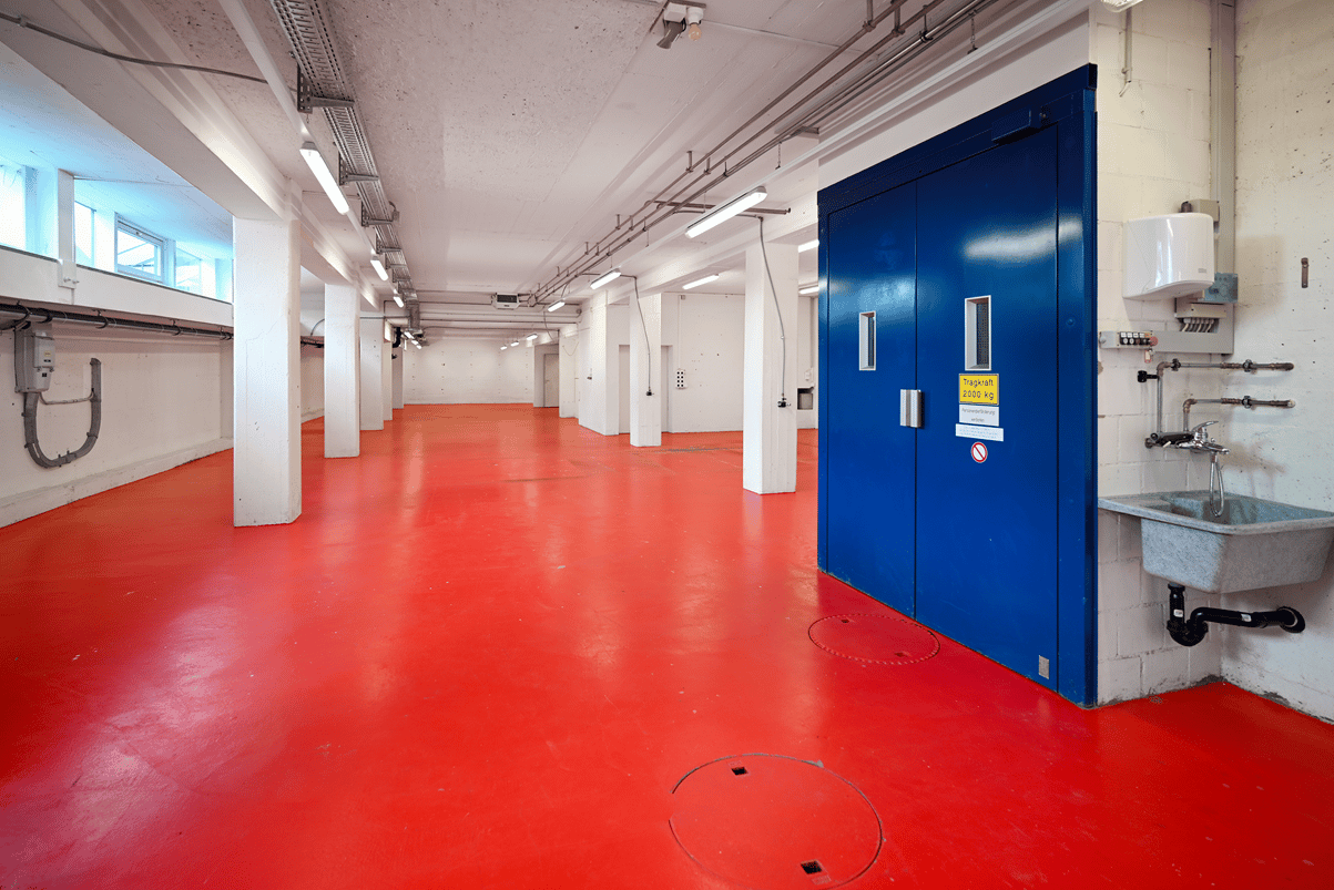 654m² commercial, photo 6 of 8