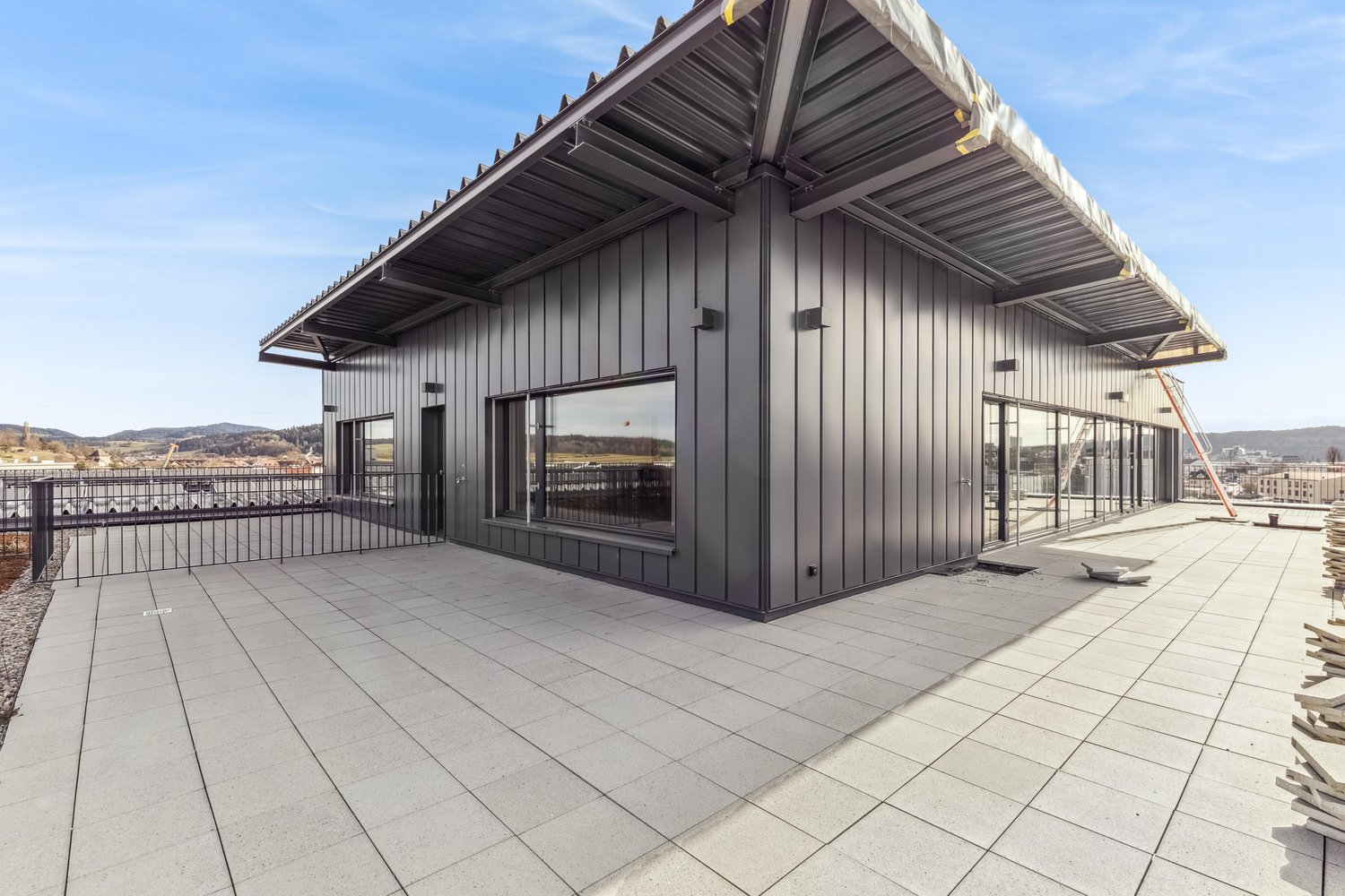 136m² bureau