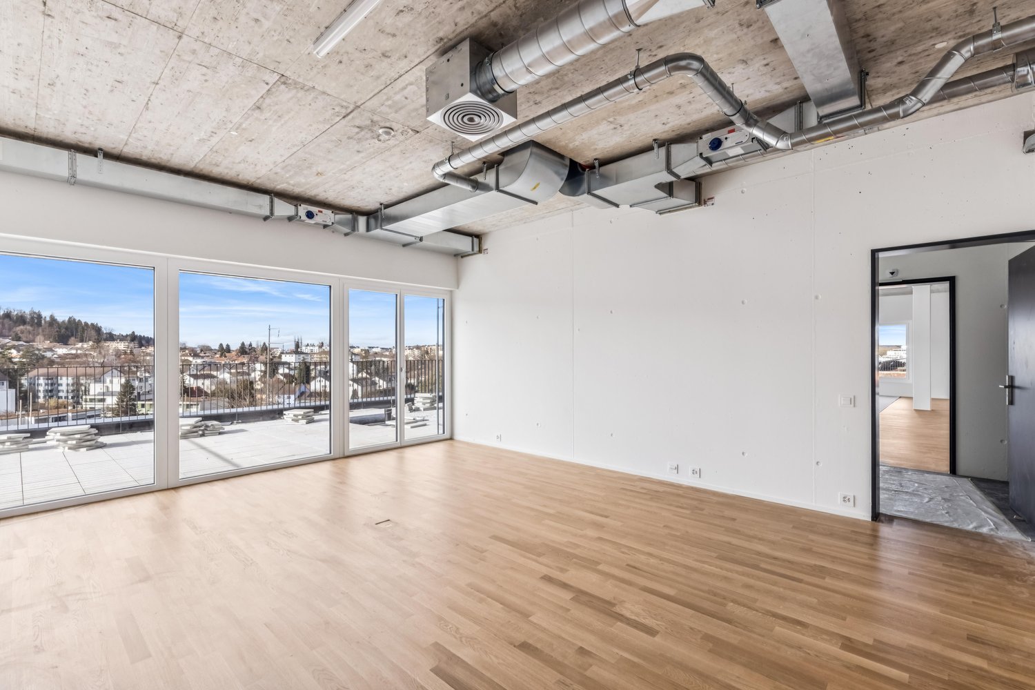 136m² bureau