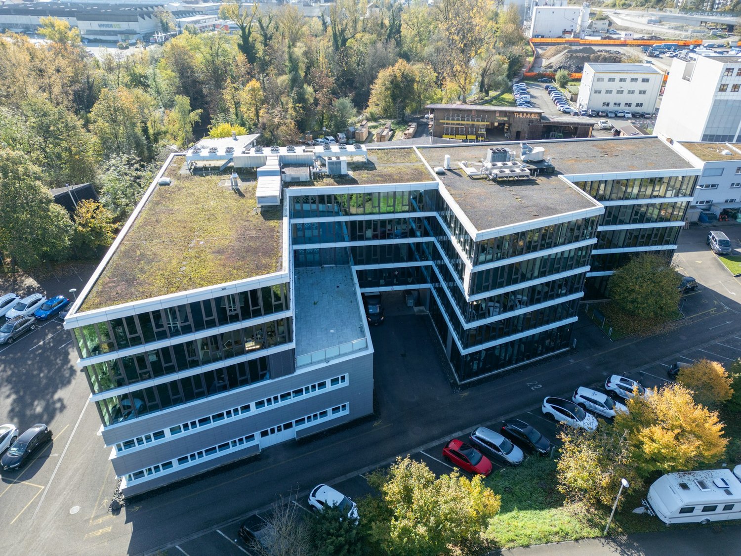 192m² bureau