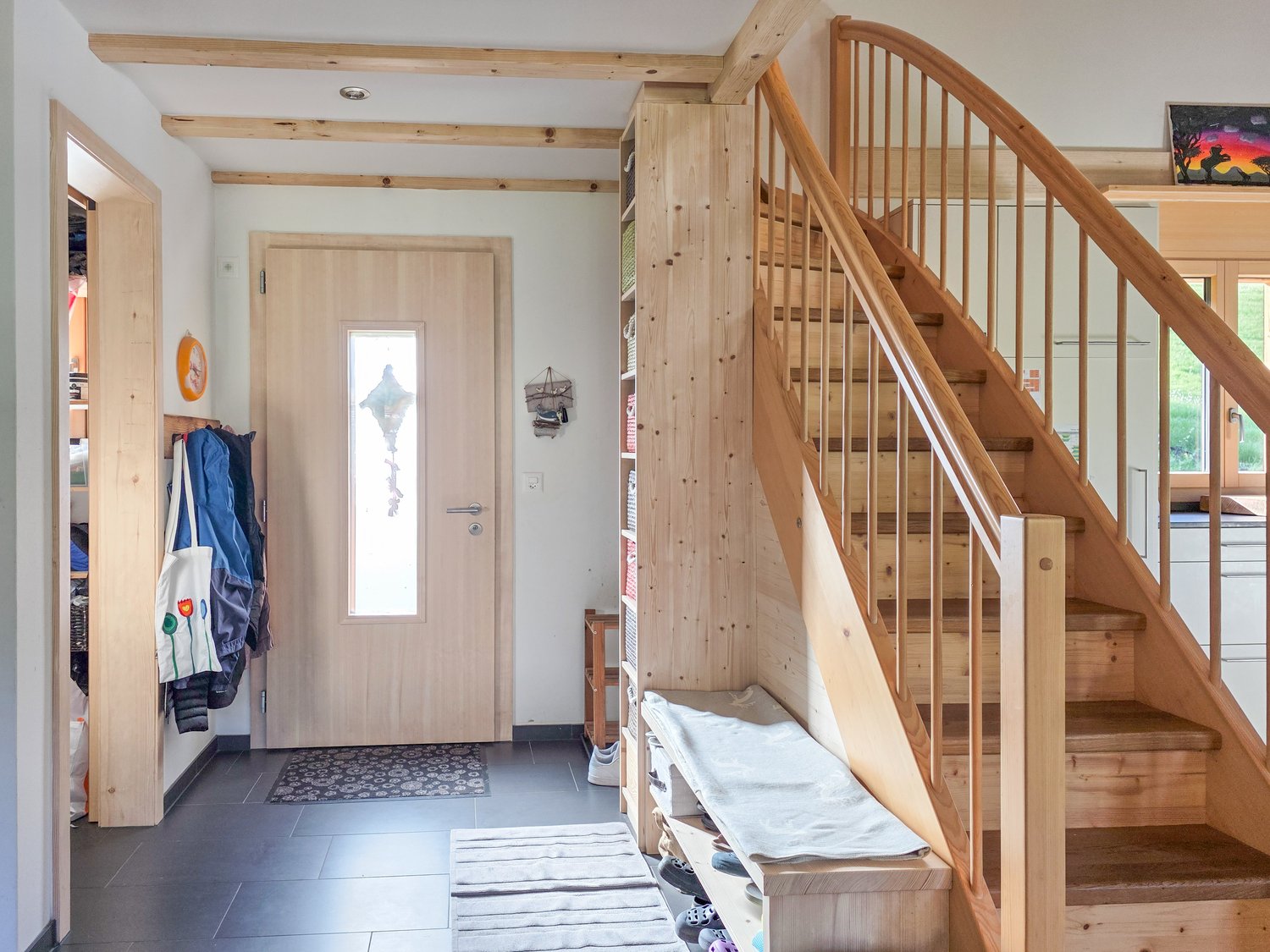5 rooms apartment