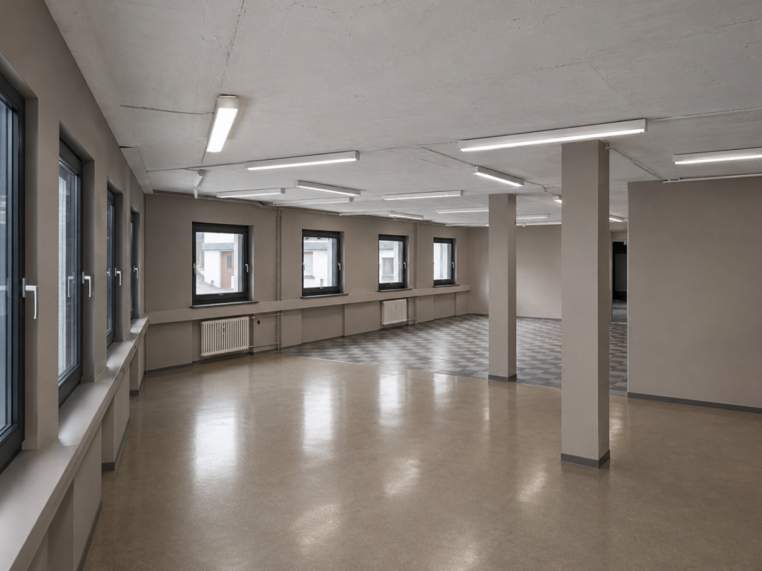 85m² factory, photo 1 of 4