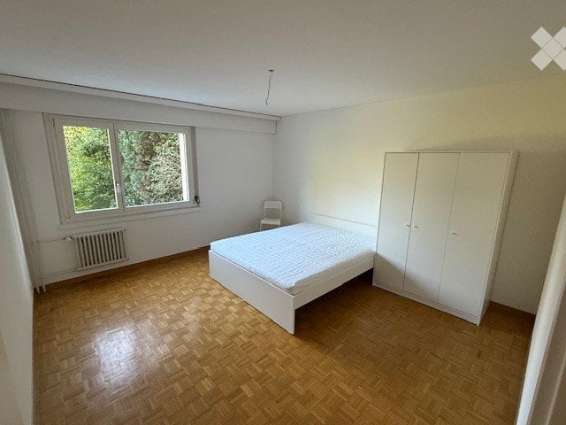 1 room single room, photo 1 of 3