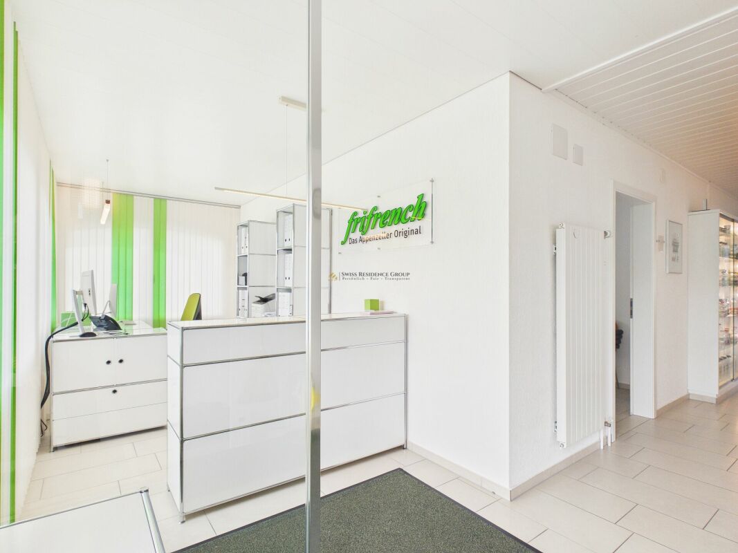 1580m² commercial