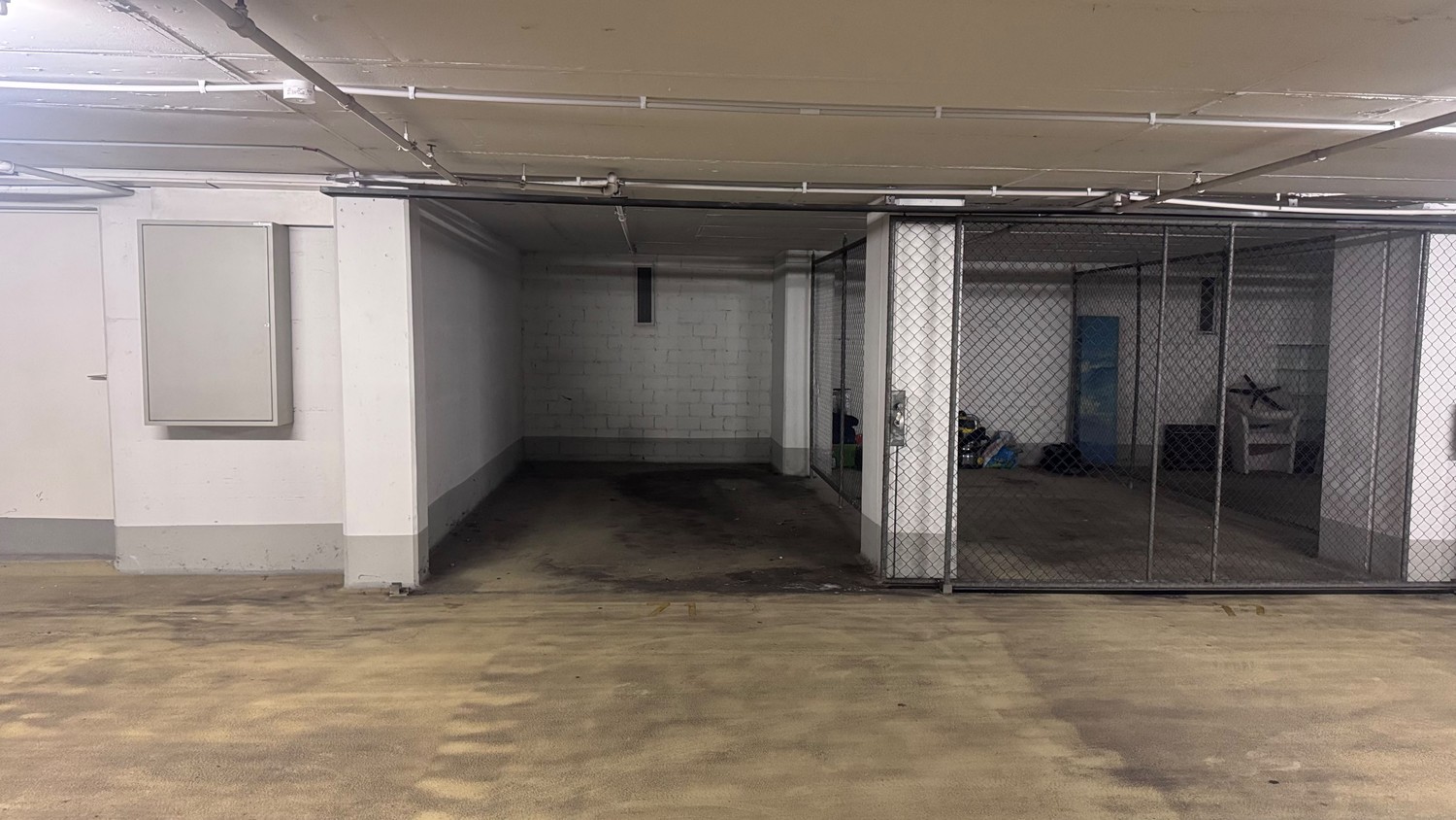 Open slot, photo 2 of 5