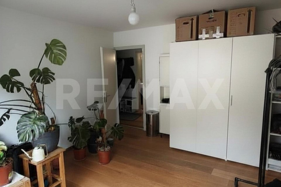 Apartment, photo 7 of 10