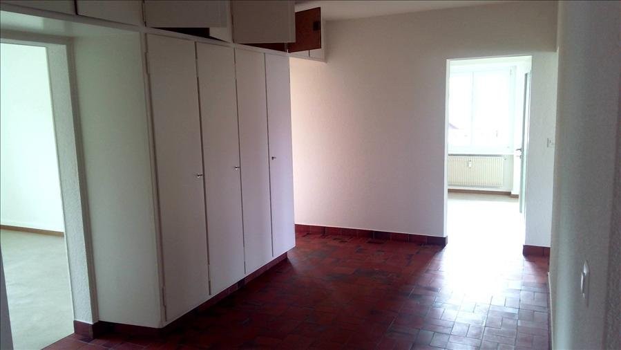 5 rooms apartment