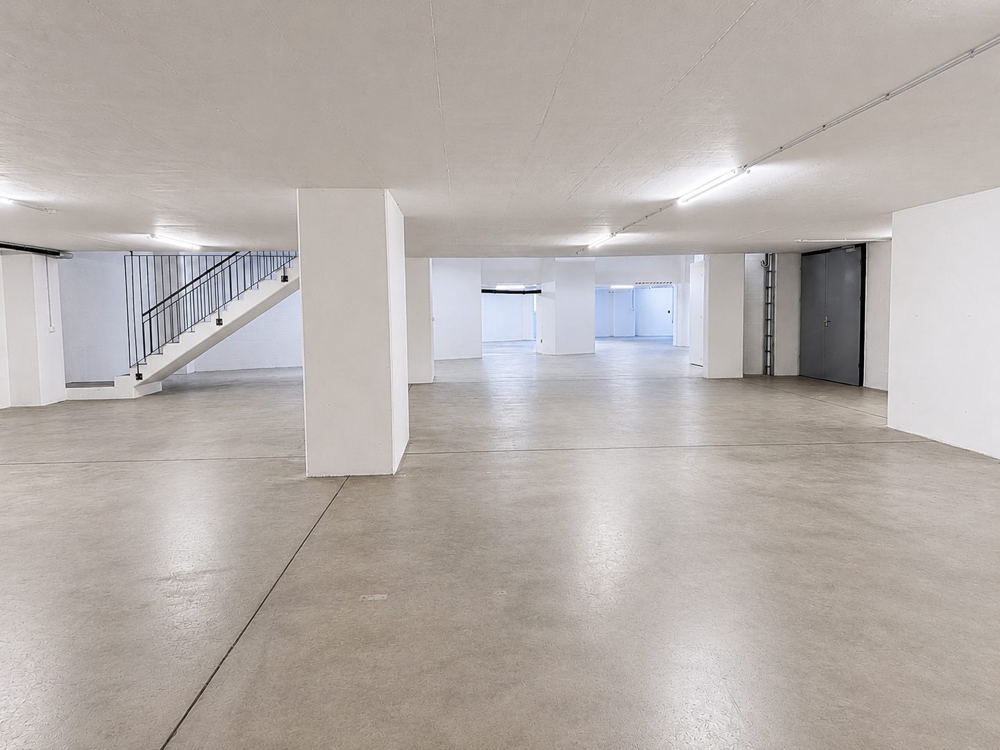 514m² storage room, photo 7 of 10