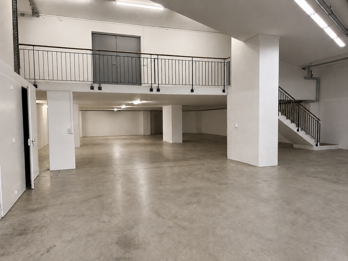 514m² storage room, photo 5 of 10