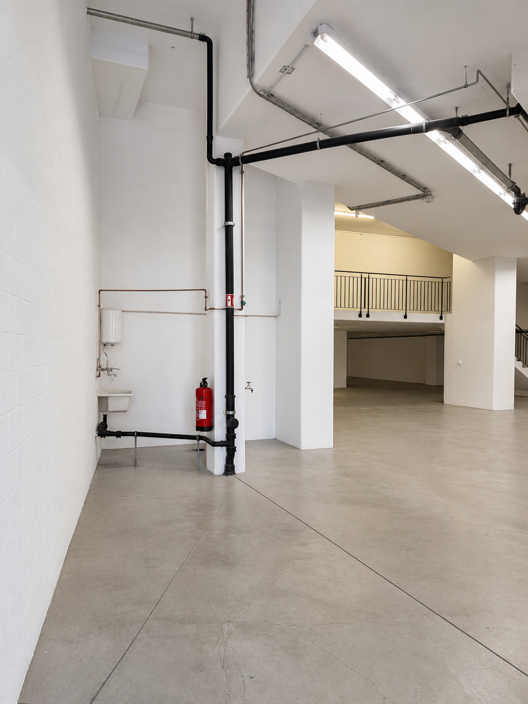 514m² storage room, photo 4 of 10
