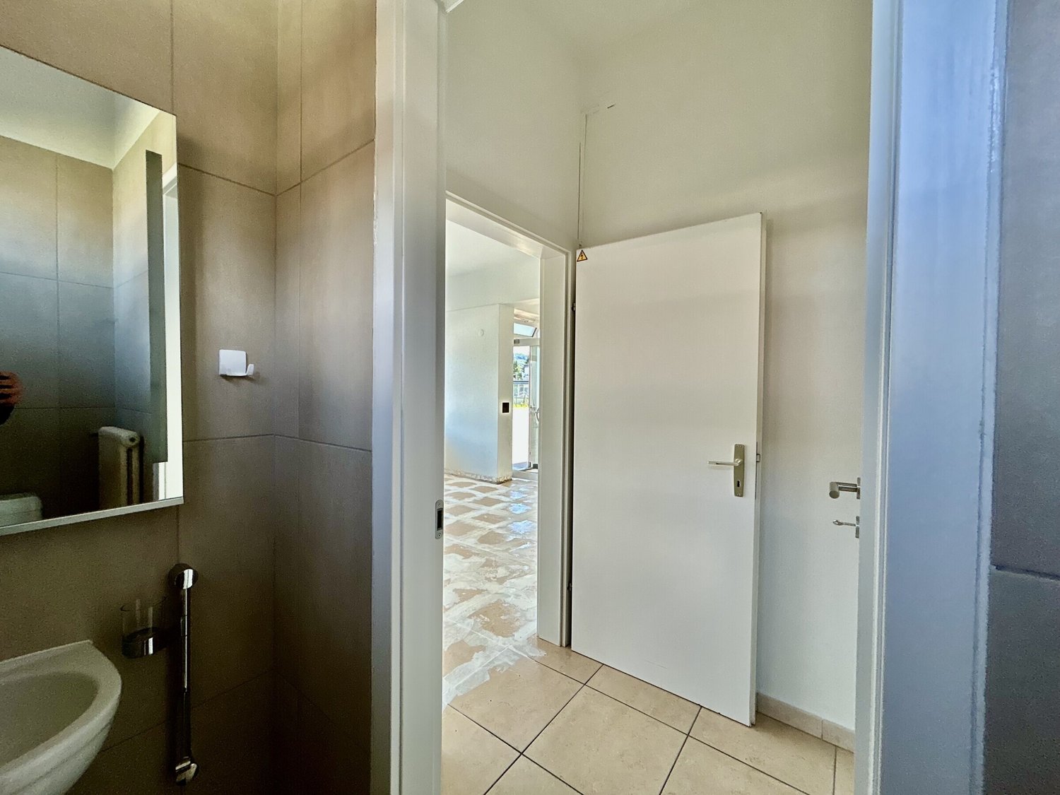 78m² living / commercial building, photo 7 of 9