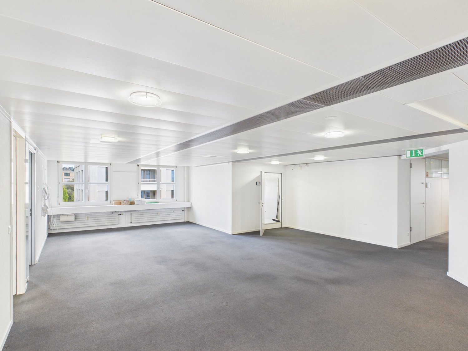 534m² office, photo 4 of 10