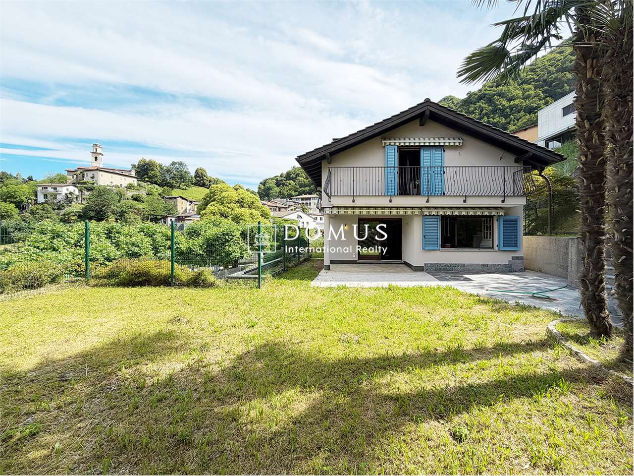 6 ½ rooms villa, photo 1 of 9