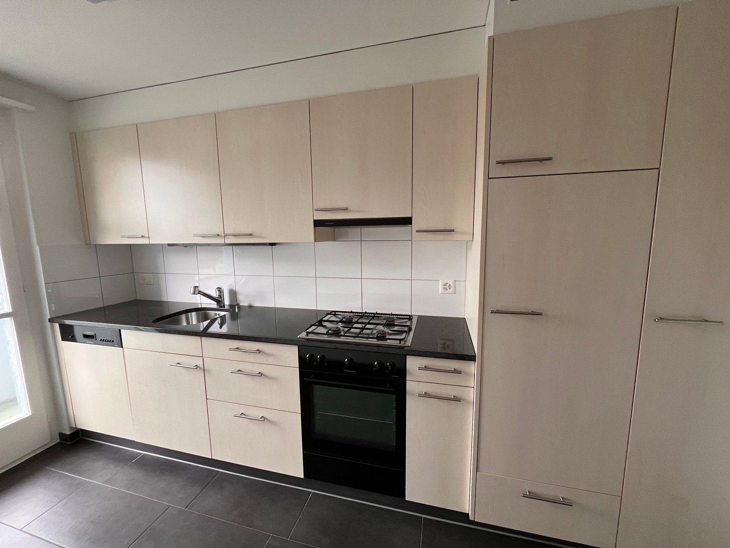3 rooms apartment, photo 1 of 6